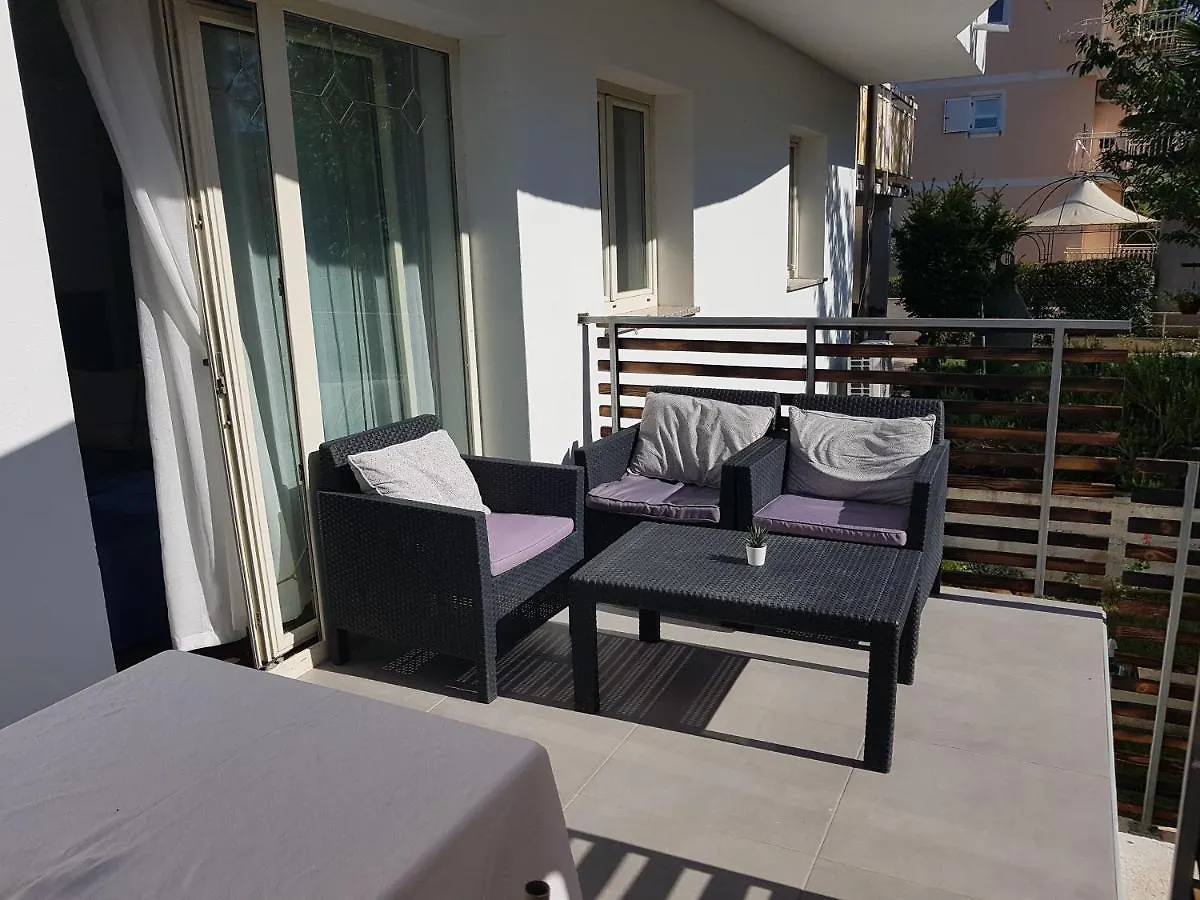 Anica Apartments Funtana